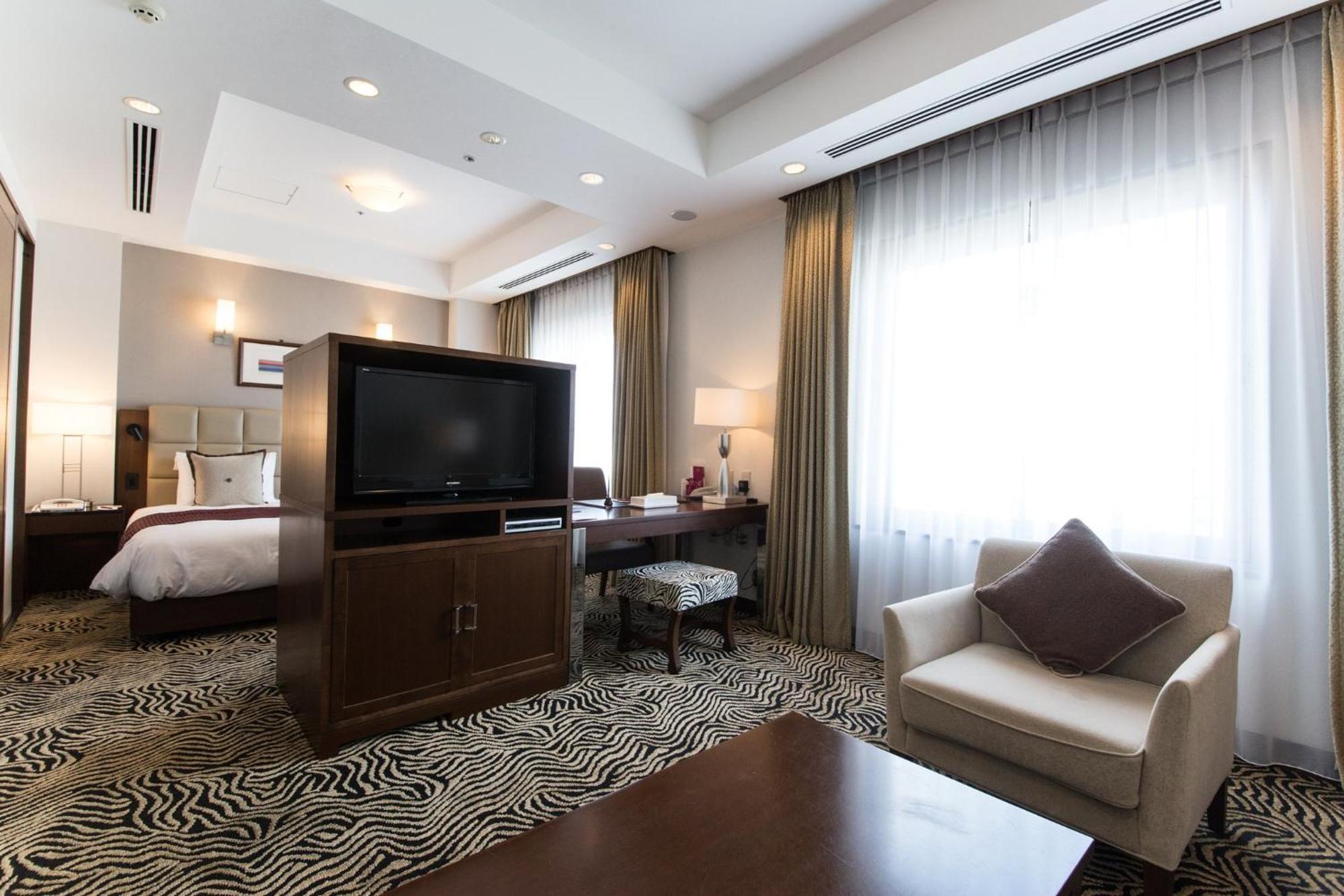 Ana Crowne Plaza Yonago By Ihg Hotell Exteriör bild